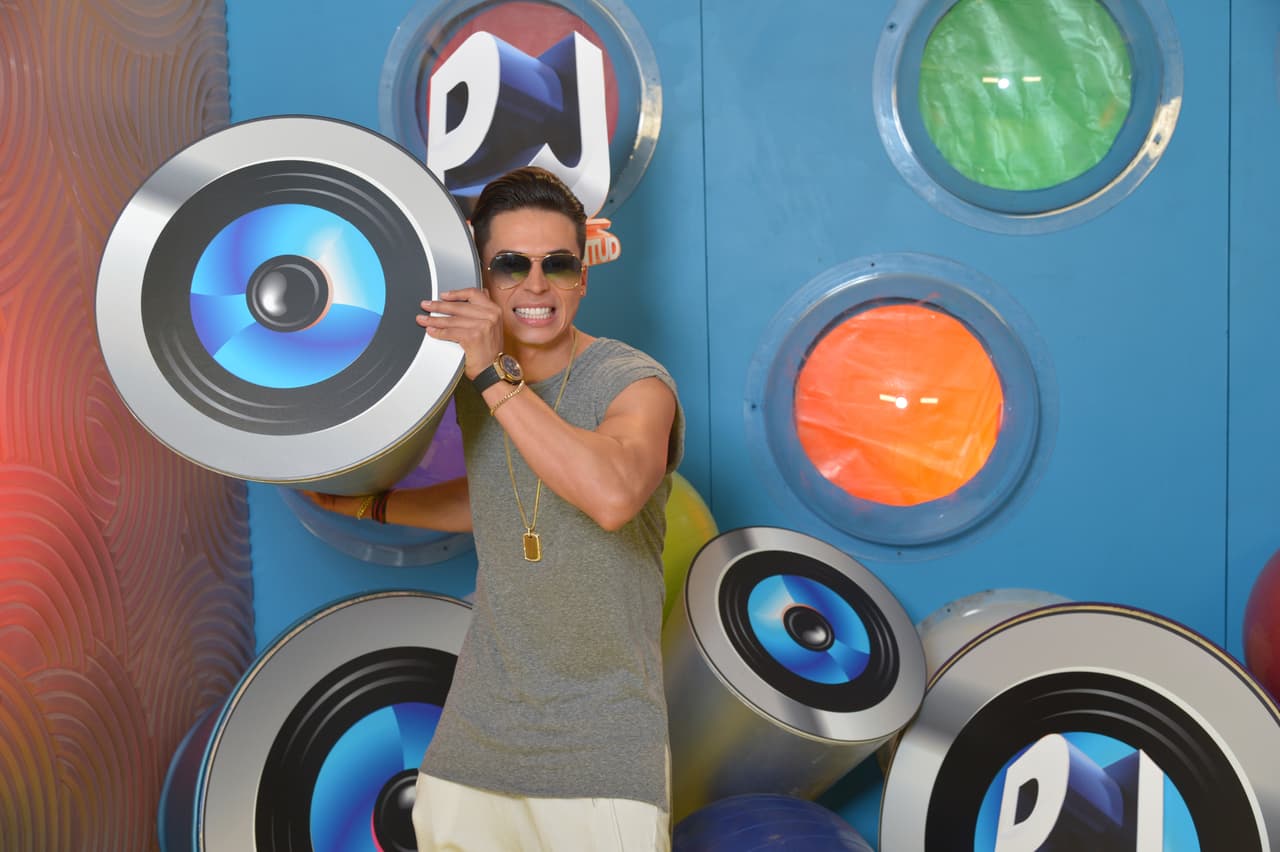 Que no se te olvide que Reikon ya está mega listo para prender la fiesta.