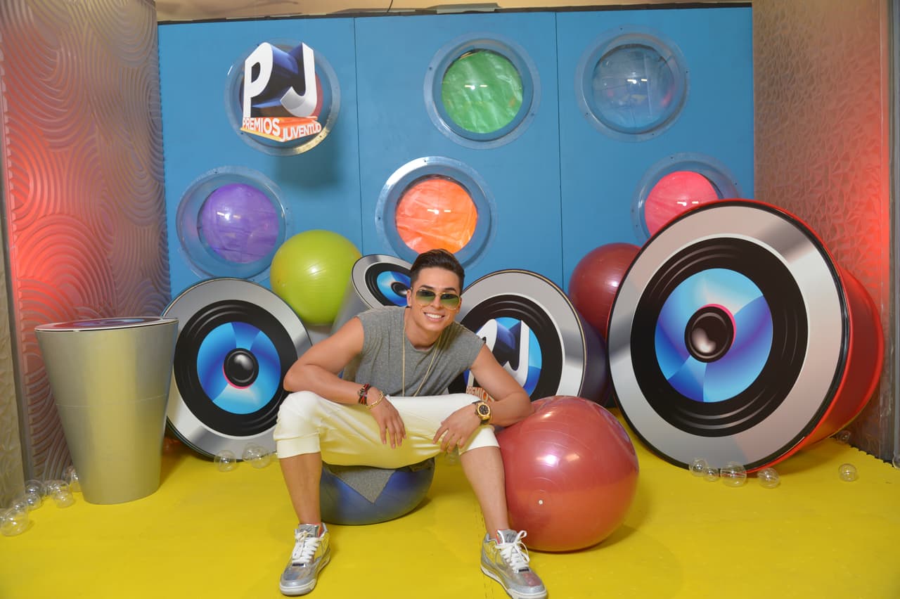 Con esa actitud llegó a Premios Juventud 2015.