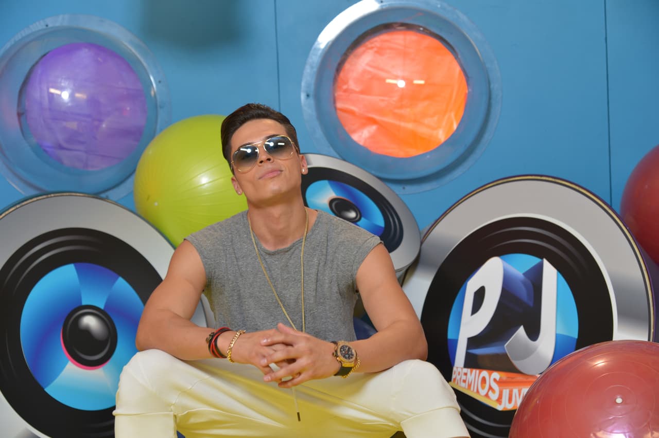 Ya arrancamos la semana de Premios Juventud y en nuestro estudio se vive la emoción en grande.