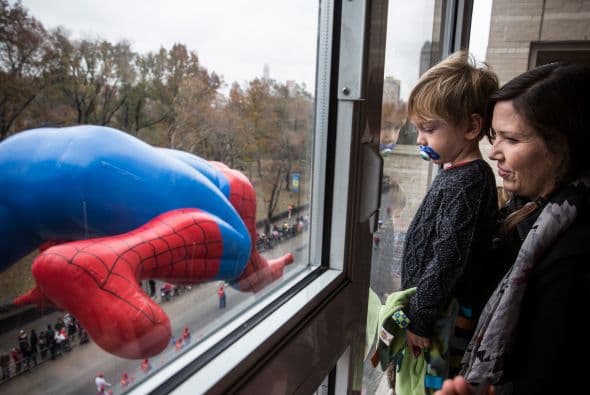 El desfile tuvo una duración de cerca de tres horas que para los niños deben haber pasado como un suspiro.