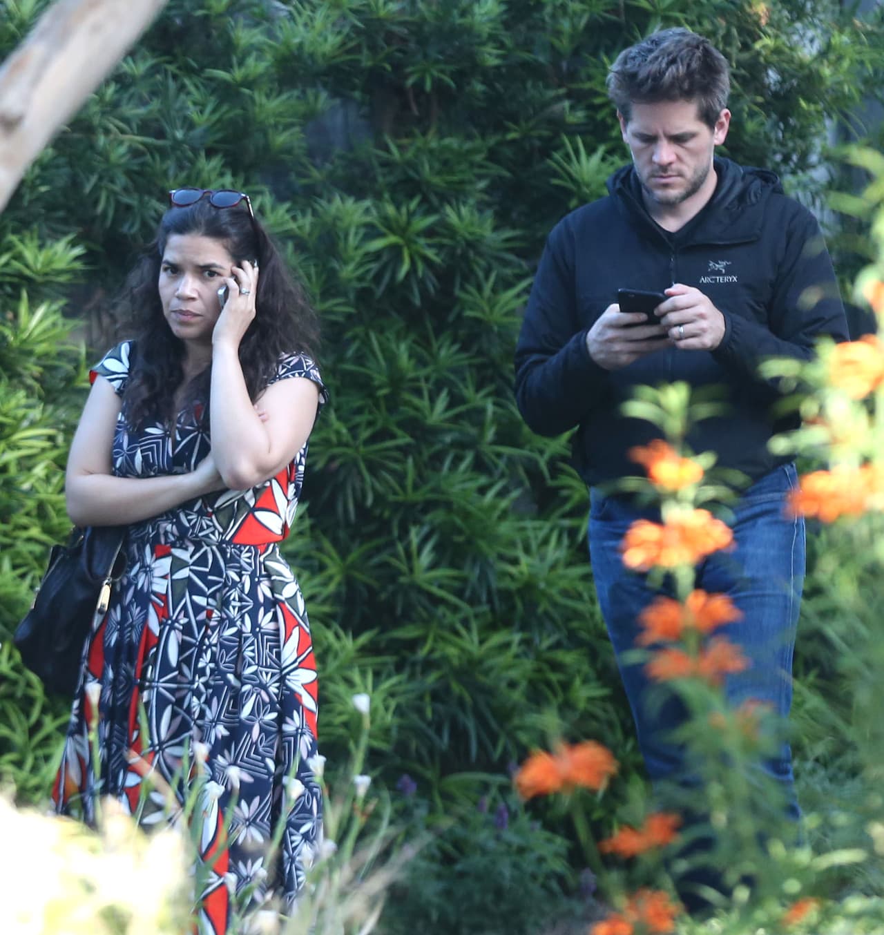 Él también se la pasó texteando.