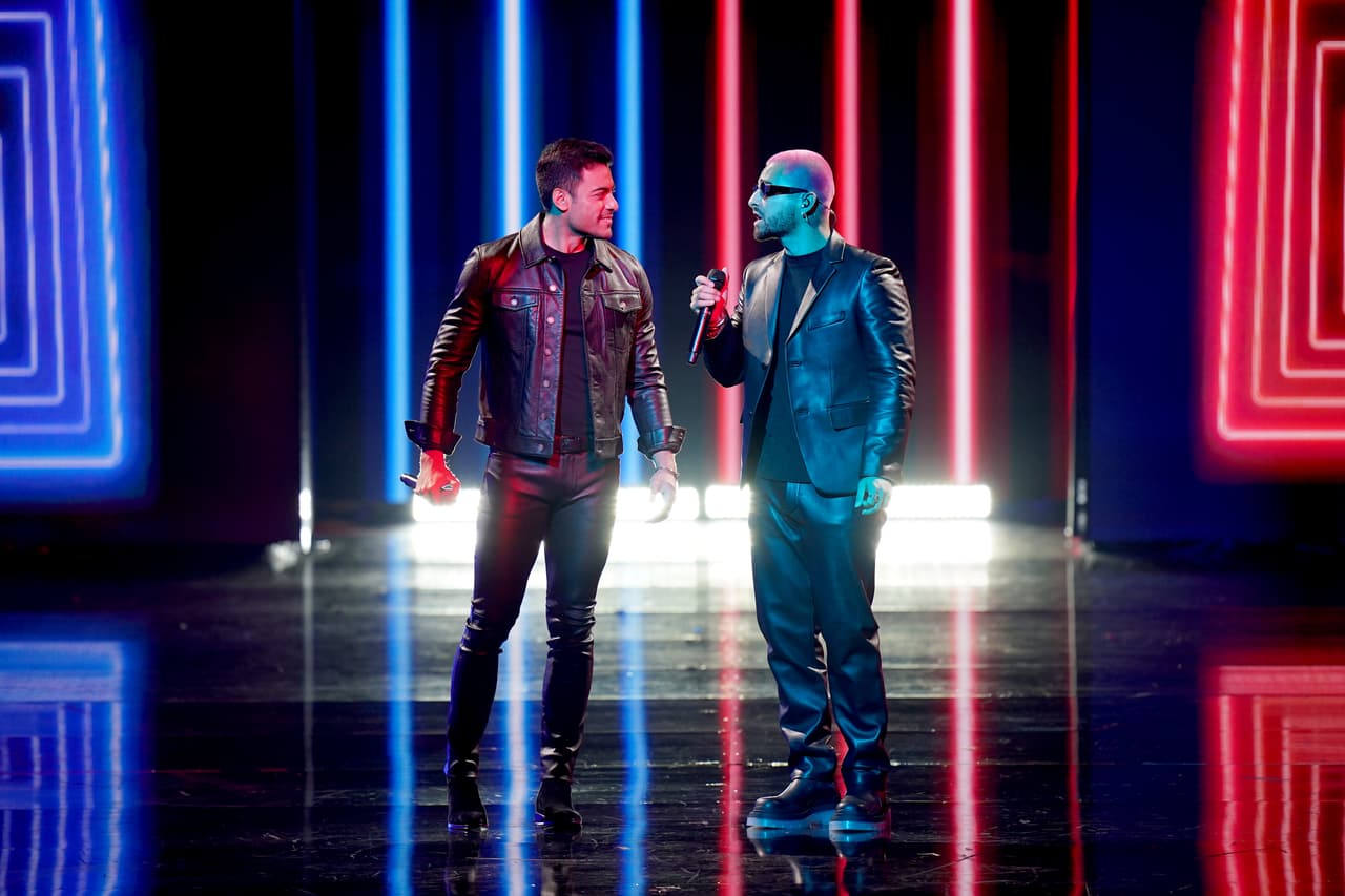 Carlos Rivera y Maluma también fusionaron sus talentos sobre el escenario de la American Airlines Arena.