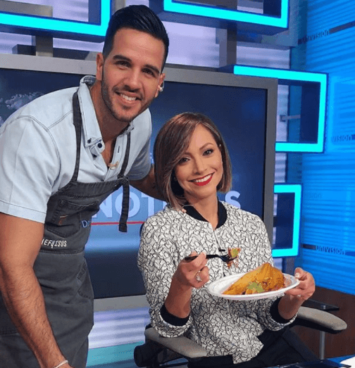 Satcha Pretto no se puede quejar, hasta su lugar de las noticias le llegan los ricos desayunos que prepara.