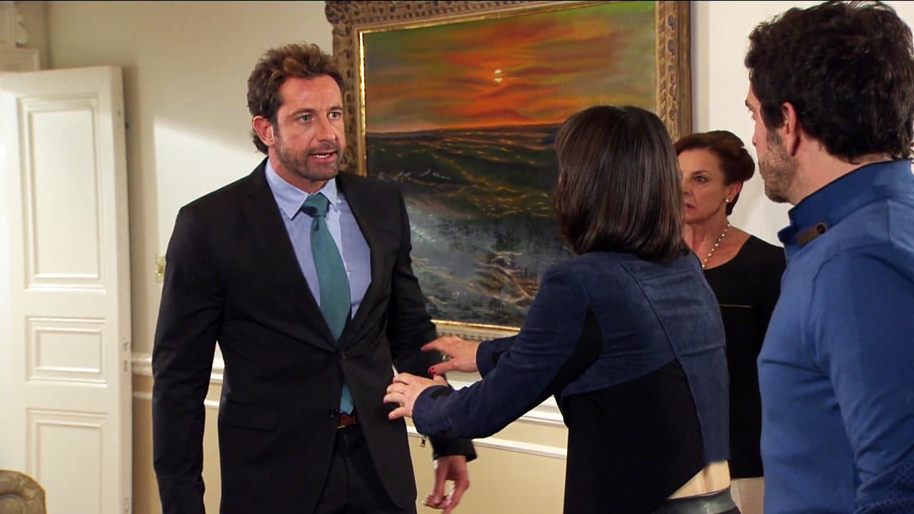 Y agárrate, Max te quiere ver detrás de las rejas.