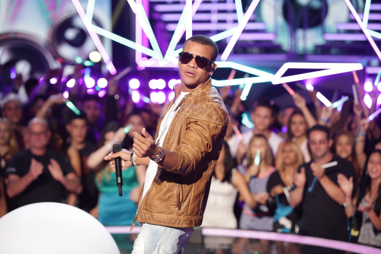 Con presentaciones inolvidables estos artistas conquistaron a las bellas con sexys letras y pegajosas melodías.