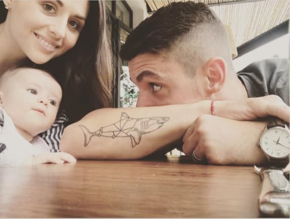 La mejor postal, la familia Guerra Vega posando para celebrar los 5 meses de vida, de la pequeña Lua.