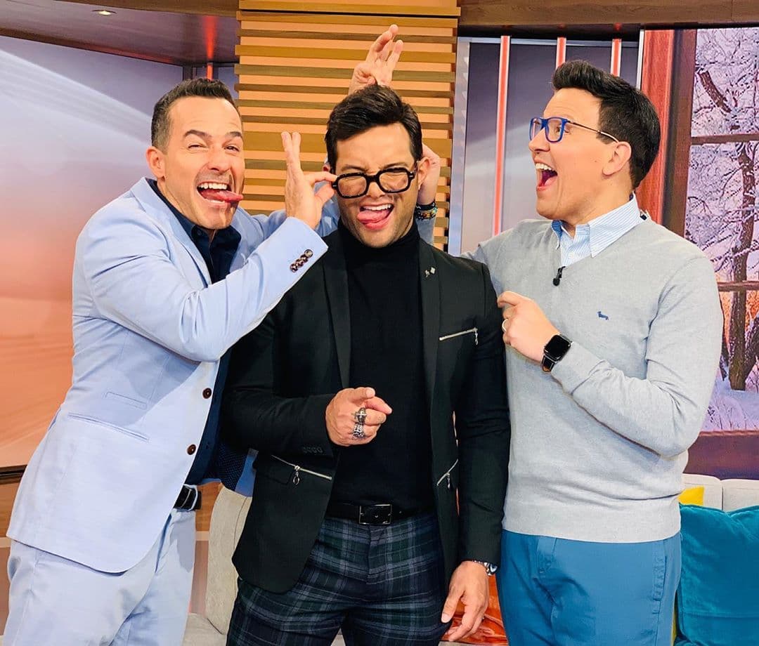 Y con él Carlitos y Raúl, quienes demuestran que comparten el buen humor y gran compañerismo.