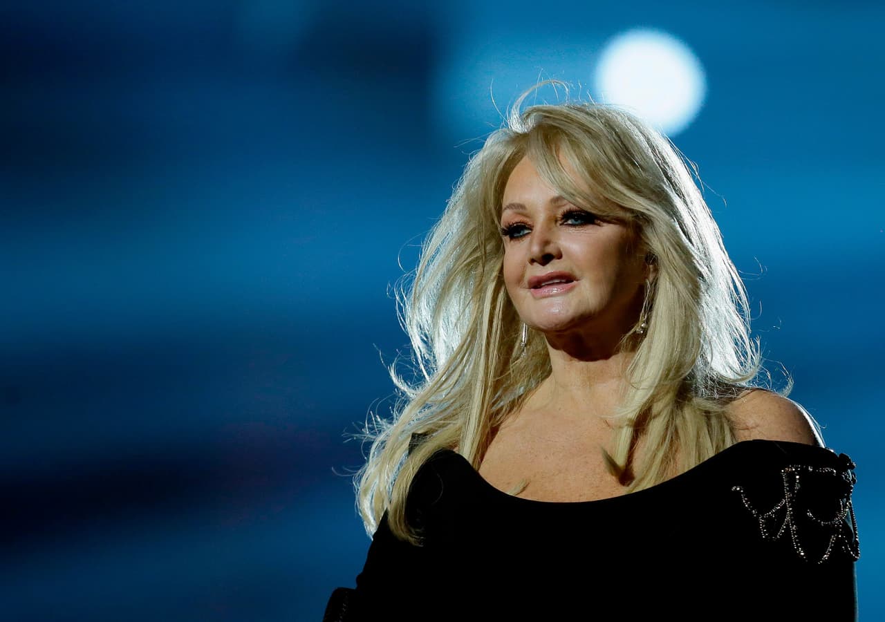 Bonnie Tyler en final del concurso de canción de Eurovision en el Malmo Arena en Malmo, Suecia, el 17 de mayo de 2013.
