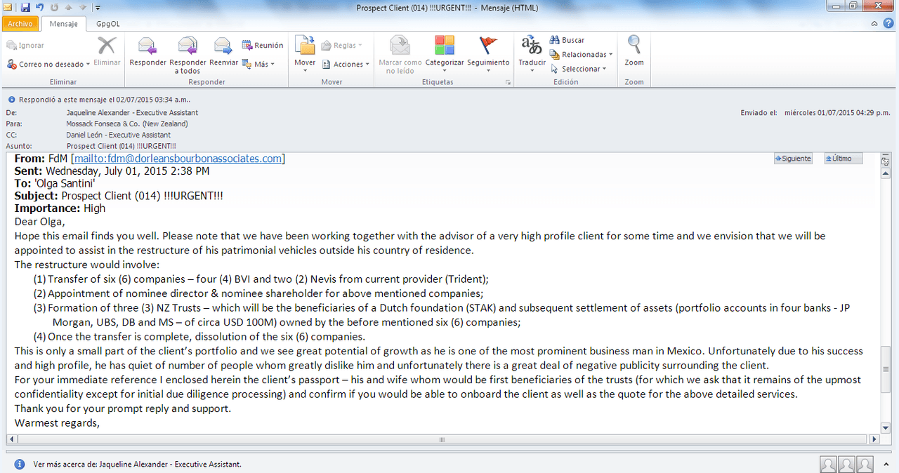Los correos electrónicos tenían instrucción expresa para transferir 100 millones de dólares de Juan Armando Hinojosa.
