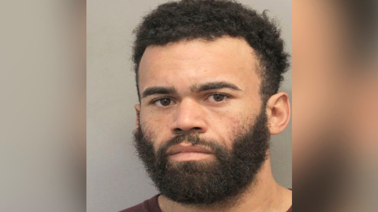 Arrestan a un hombre acusado de invadir una propiedad privada en el condado de Harris y ocultar droga 