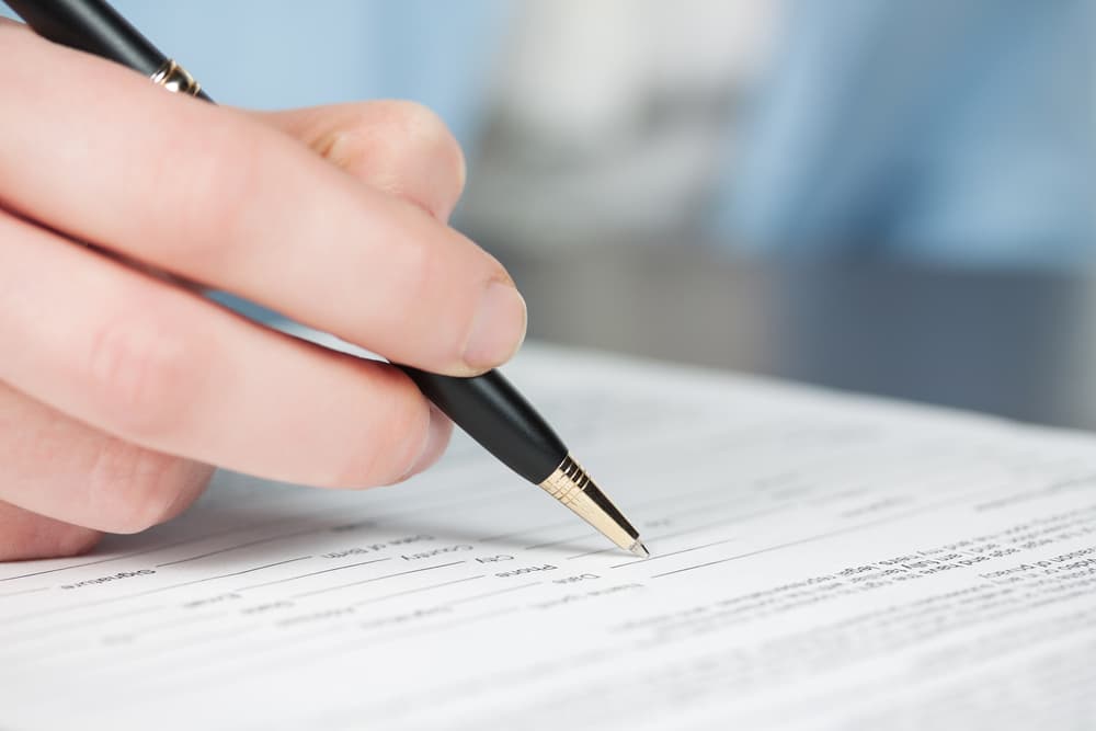 Una vez superados estos obstáculos todo fluye bien. Hay una situación familiar que te ha preocupado pero se está resolviendo de una manera tranquila. Aquellos papeles legales que estaban empantanados, que no sabías si firmar o no, ahora todo queda bien hecho.
<br>