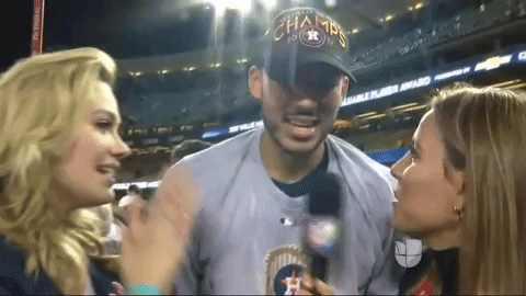 En entrevista para Univision Deportes, Daniella admitió que no esperaba la sorpresa del anillo porque ambos estaban concentrados en el juego.