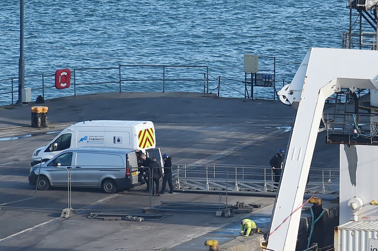 Emiliano Sala y la aeronave que lo transportaba de Nantes a Cardiff perdieron comunicación con los radares el 21 de enero.