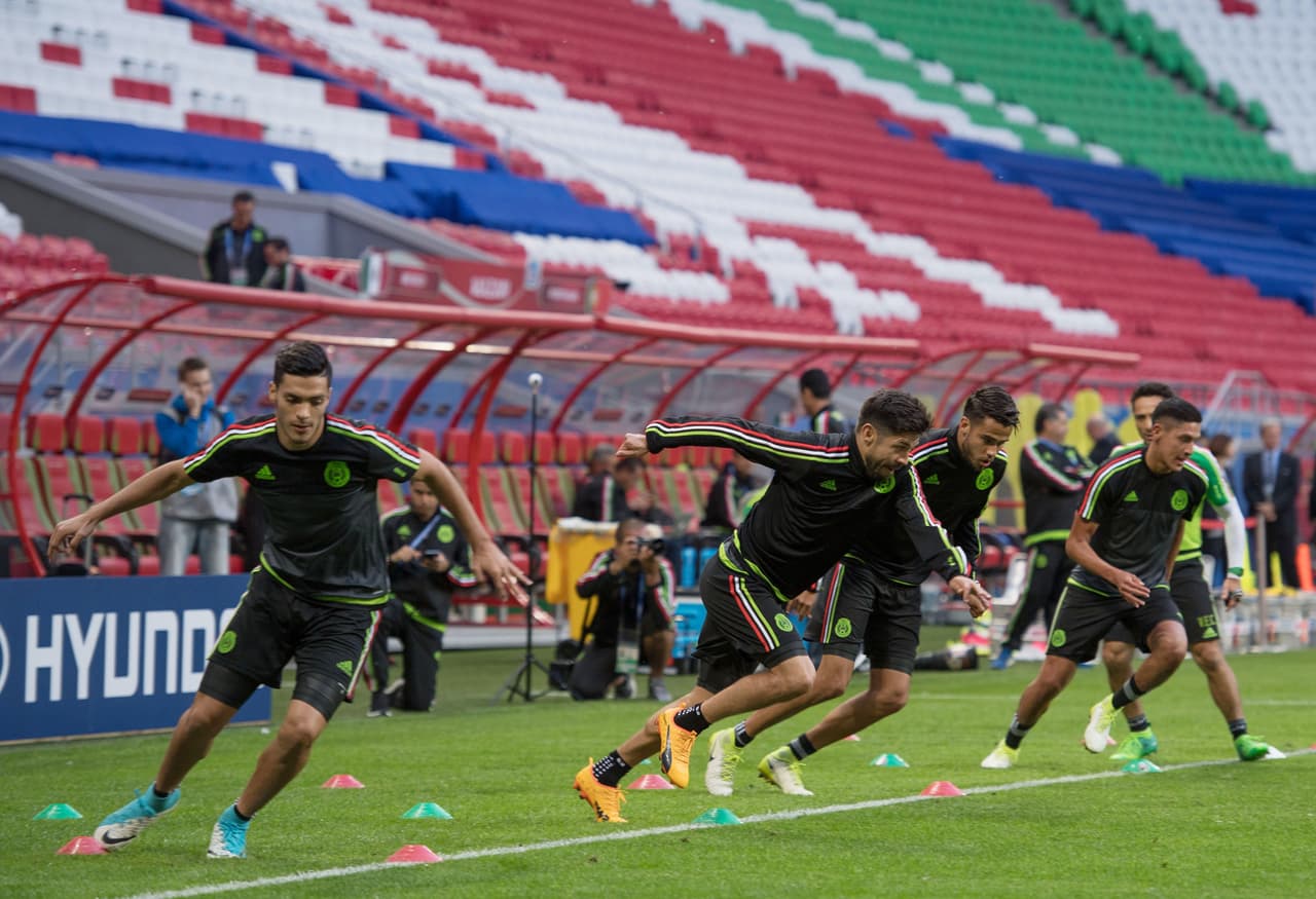 La jornada continuó con trabajos físicos para el calentamiento, con carreras en velocidad.