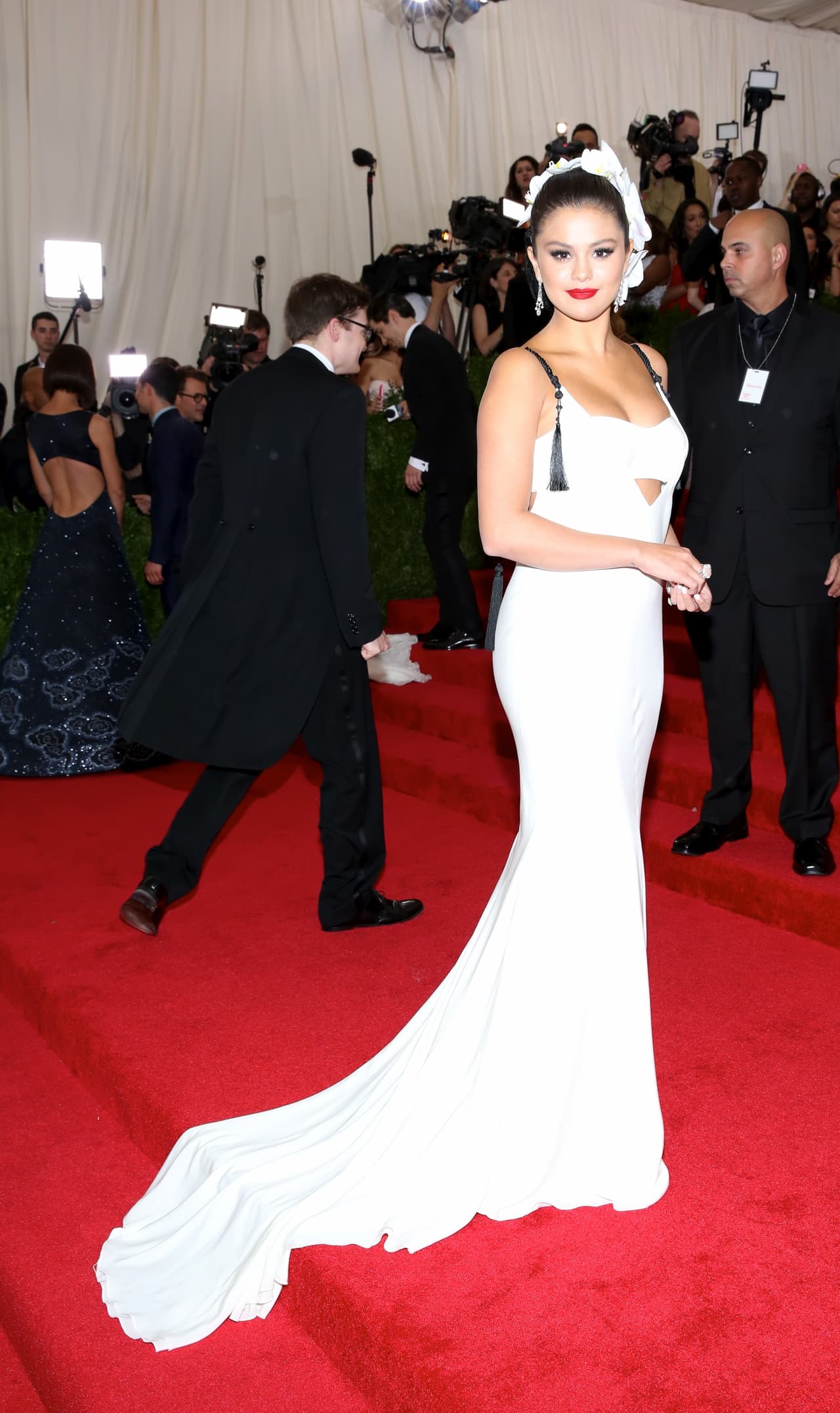 Ha lo largo de su carrera ha sido galardonada con 98 premios, entre los que destacan Premios American Musice, Billboard Women in Music, MTV Video Music Awards, People’s Choice Awards y un IHeartRadios. 
<br>