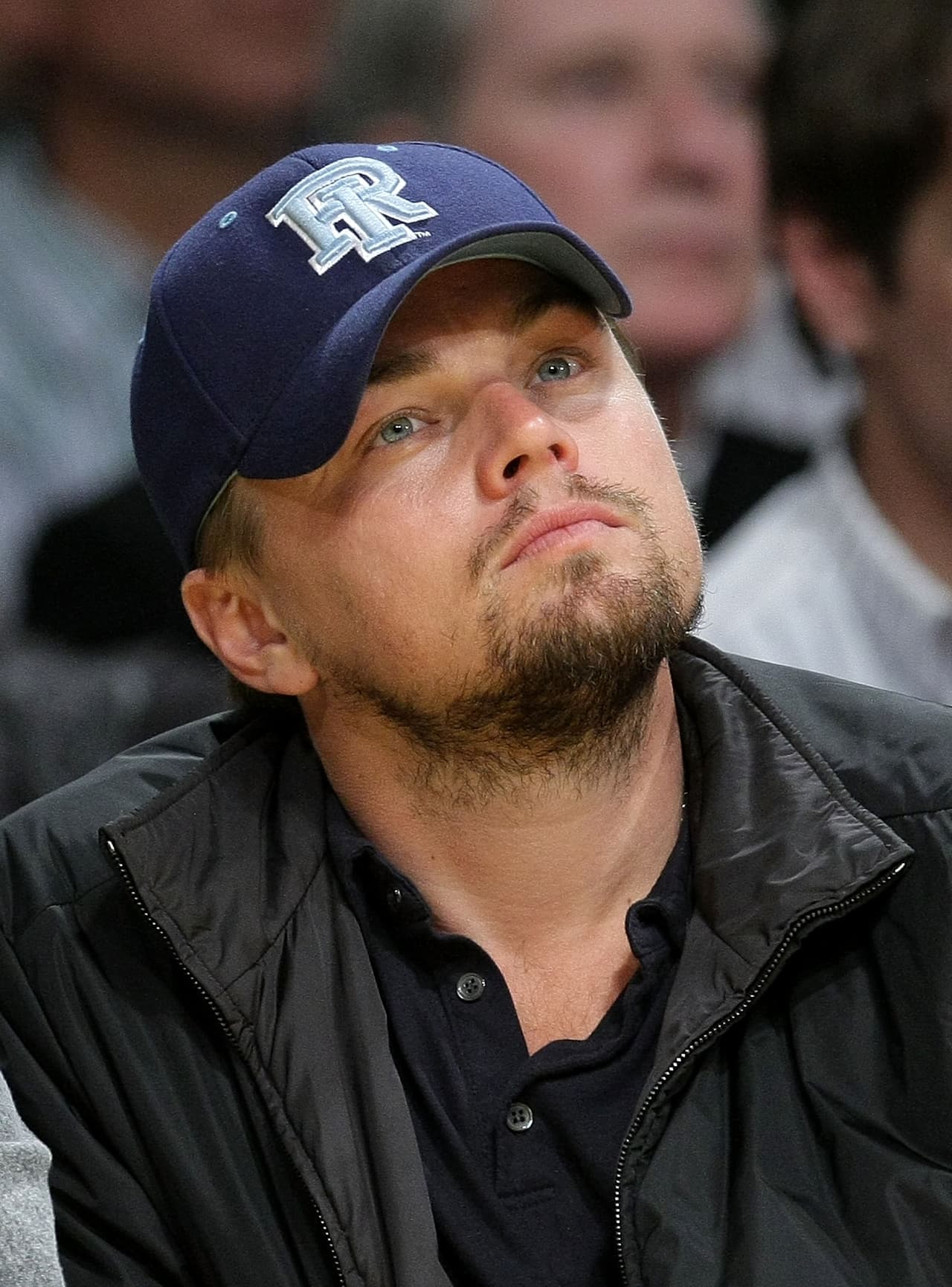 OMG! Con gorrita y barba lucen muy parecidos.