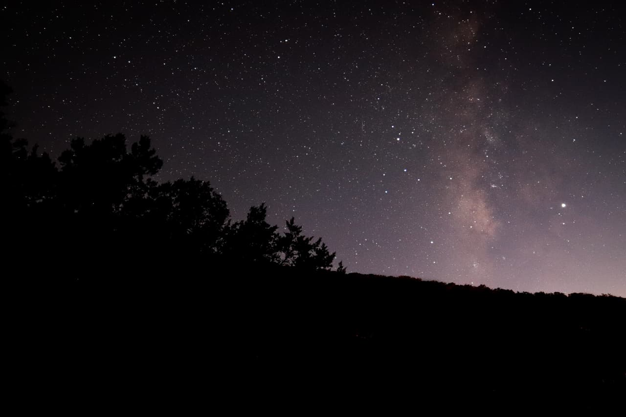 Astrónomos enseñarán sobre “las maravillas del cielo nocturno” en este evento gratuito