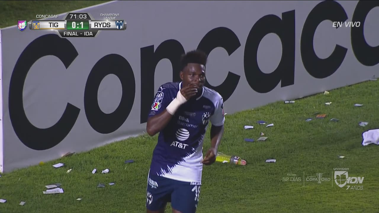 Perdonó Rayados el segundo por conducto de Avilés