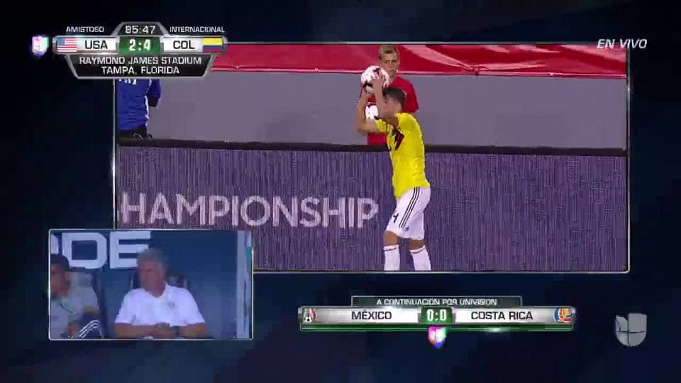 Arranca el partido y la pelota está en juego.