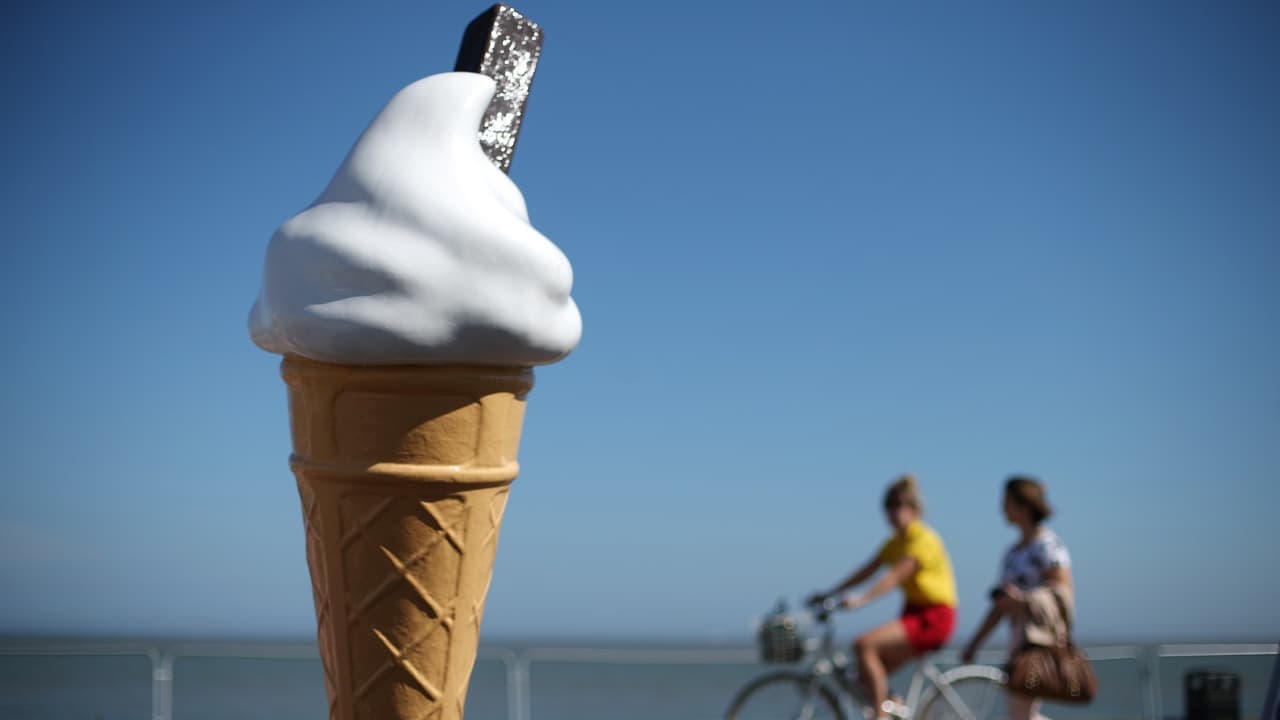 Nueva York en estado de emergencia por ola de calor, aseguran que licencias para indocumentados son seguras y más