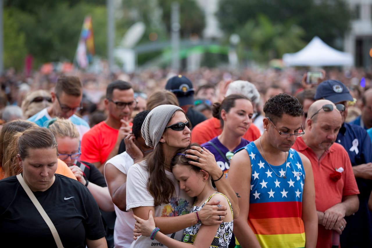 Gente de todas las edades afectados por los sucesos.
