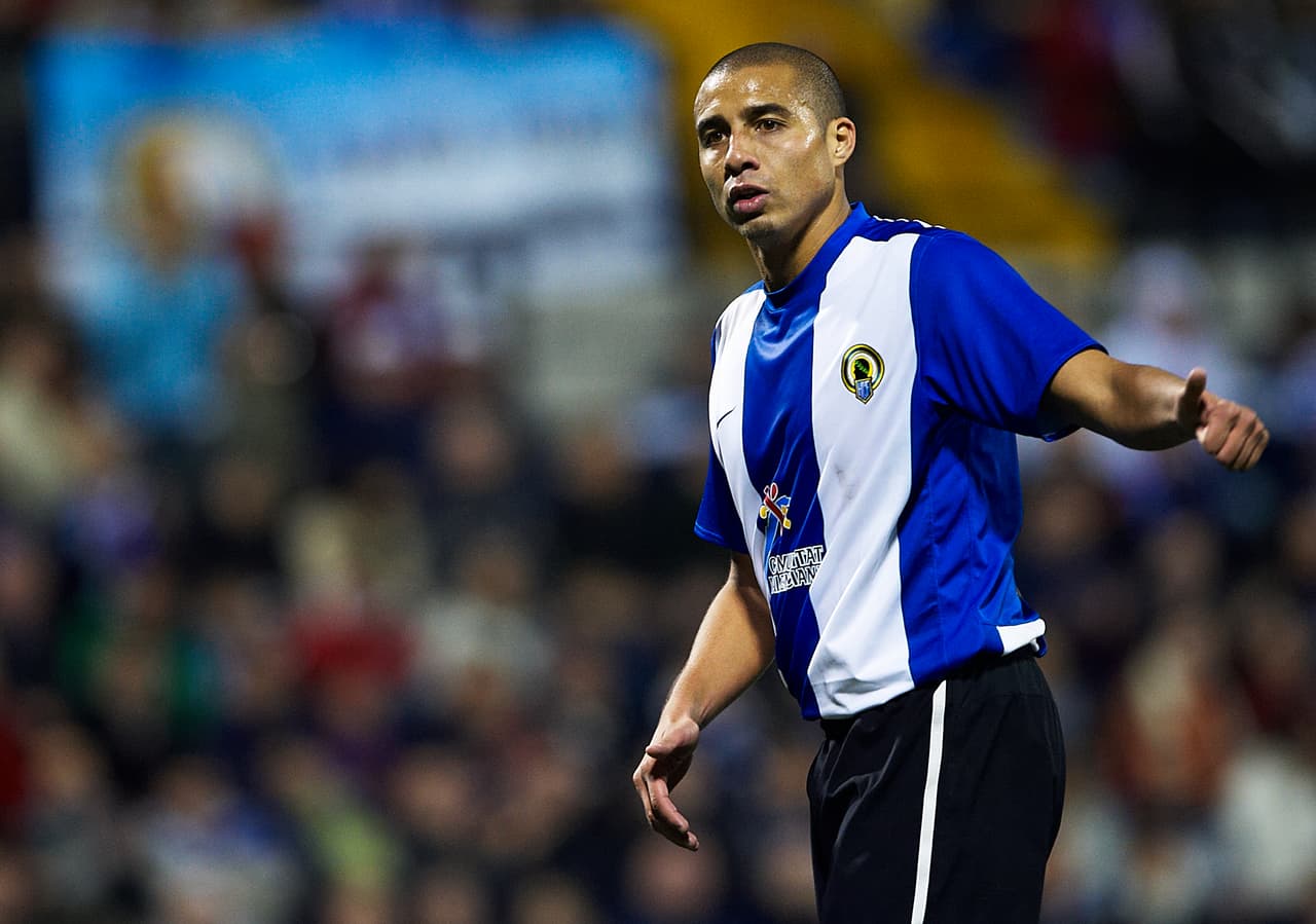 David Trezeguet al Hércules - el campeón del mundo con Francia en el Mundial de 1998 y multicampeón con la Juventus al inicio de los años 2000, salió del conjunto italiano y fichó por el Hércules de España.