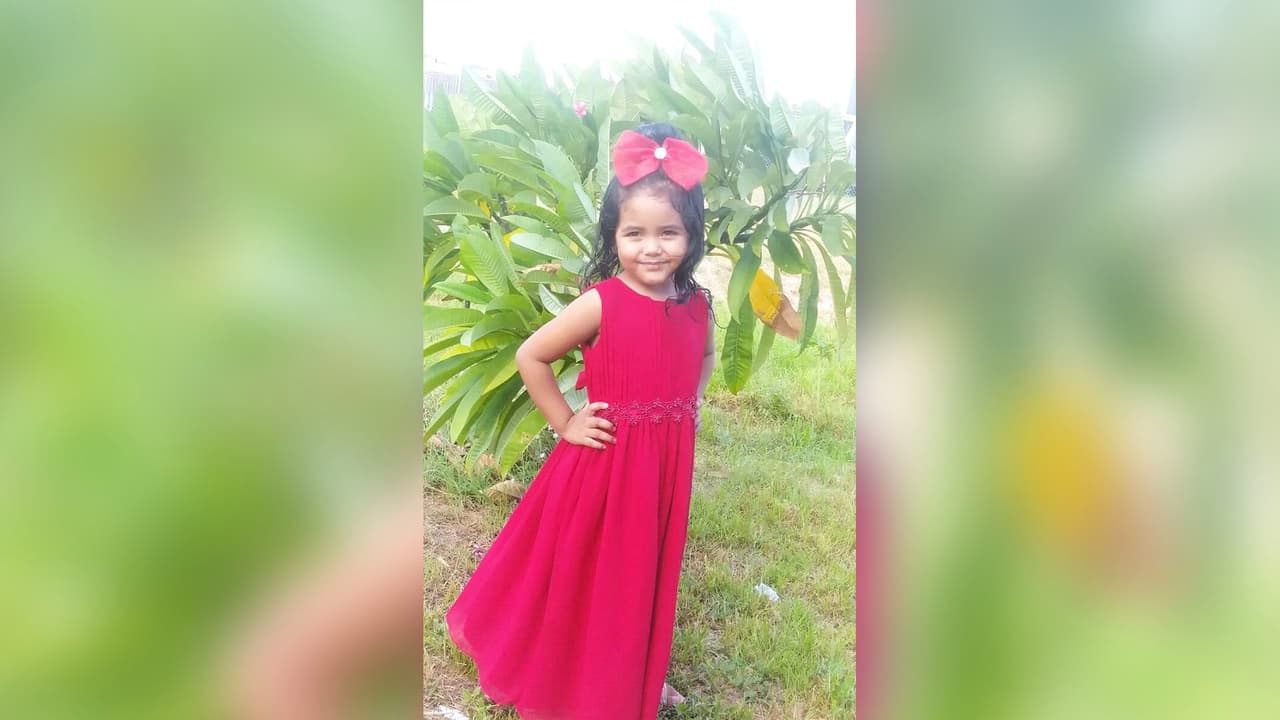 Alma Yerena escribe: "Mi bella".