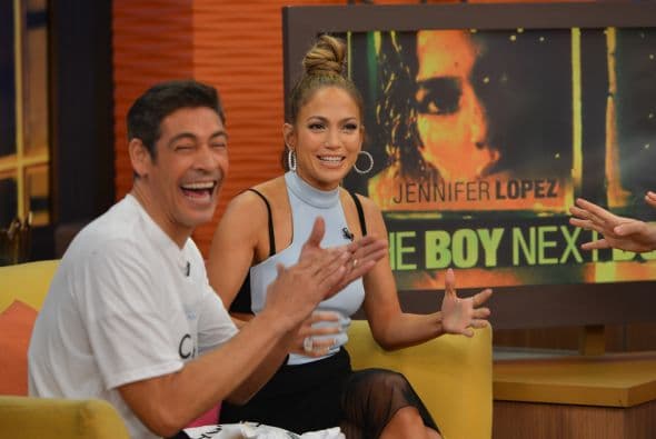 Baila, canta, actúa, produce... ¿qué más le falta?