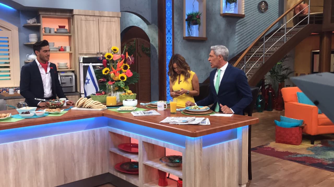 Johnny aprovechó para ponerse al día y enterarse de todo lo que había pasado en estos meses en que lo hemos extrañado.