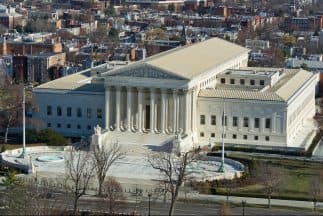 La Corte Suprema rechazó revisar ordenanzas antiinmigrantes de Hazleton y Farmers Branch