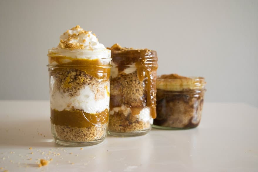 http://spoonuniversity.com/cook/3-fall-desserts-can-make-mason-jar/?utm_source=buzzfeed&utm_medium=referral&utm_campaign=content-partnerships