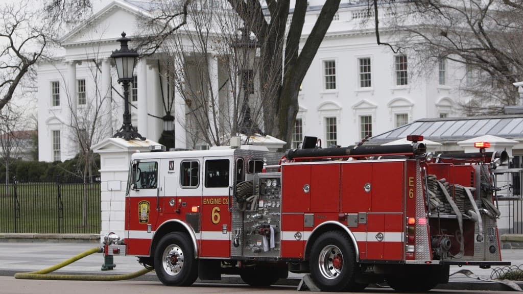 Un falso reporte de un incendio en la Casa Blanca llevó a un operativo de emergencia; Biden no estaba allí