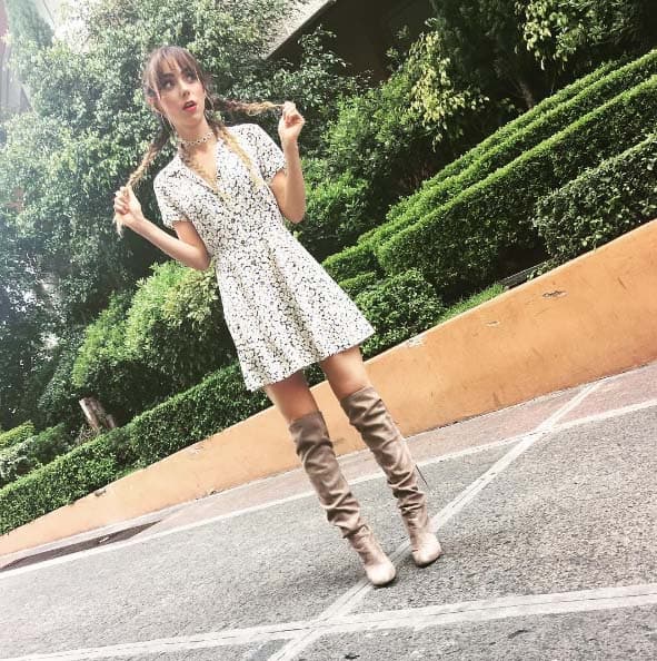 Con lo que sea que se ponga, Natalia luce increíble.