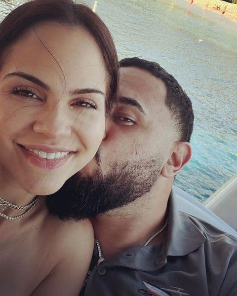 La que 
<b>guardó silencio fue Natti Natasha</b>, quien hasta la mañana de este jueves 2 de junio no había dejado ningún comentario ni tampoco había dado 'me gusta' a la publicación. 
<br>