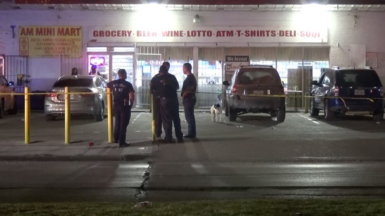 Balean a dos buenos samaritanos cuando defendían a una madre y a su hijo de los ataques de un hombre