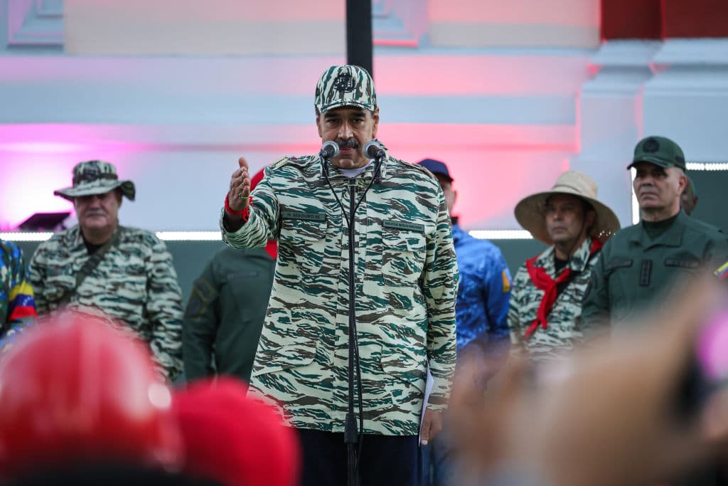 Trump duplica recompensa a $50 millones por el arresto de Nicolás Maduro