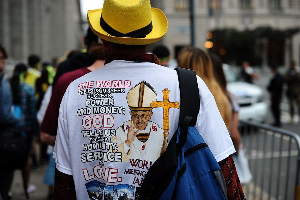 El Papa Francisco visitó Filadelfia en 2015, dejando un mensaje de fe, unidad y esperanza con eventos históricos y un llamado a la solidaridad.