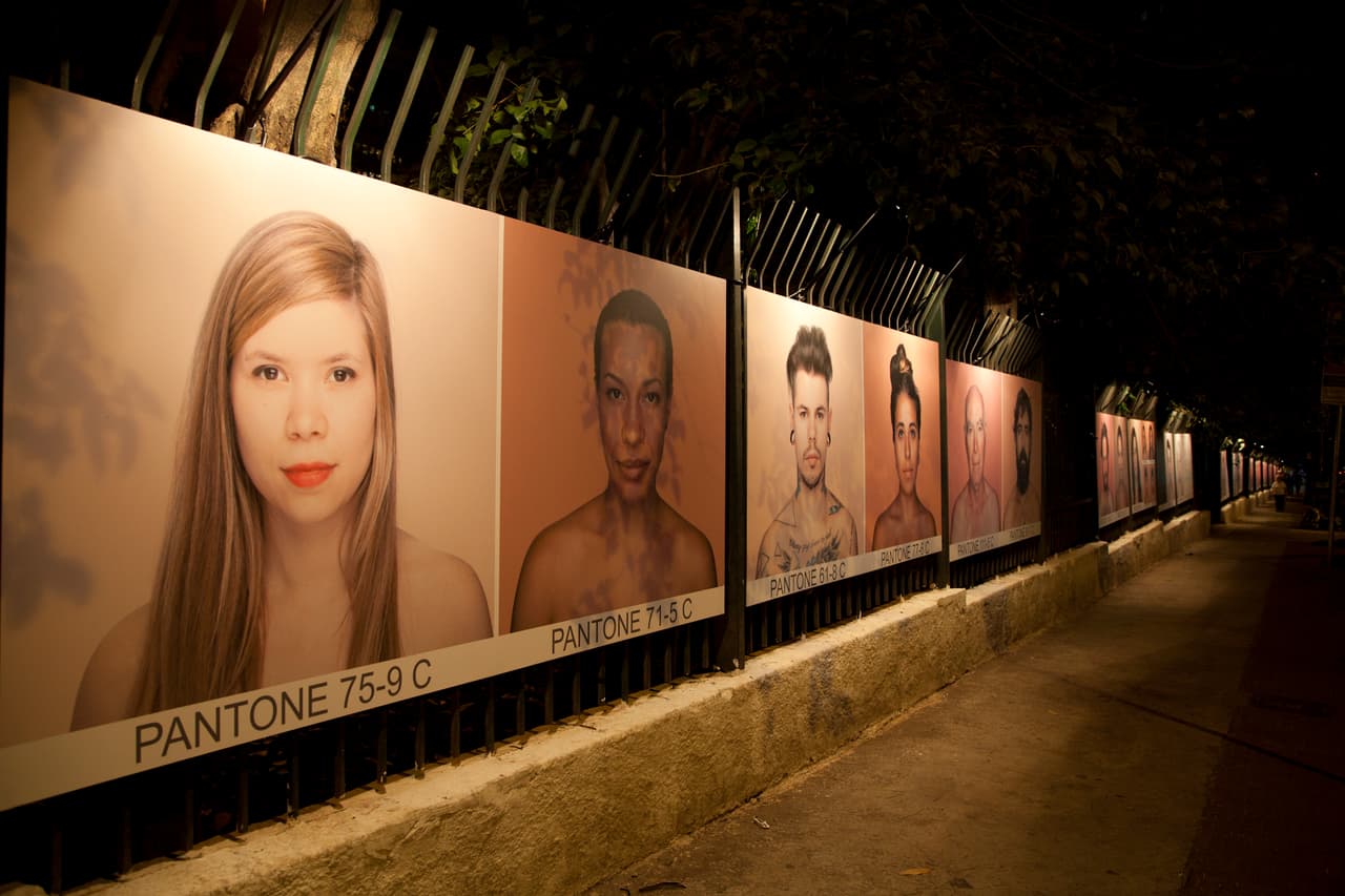 Exposición Pantone en Sao Paulo.