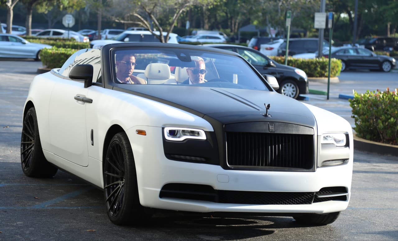 Gianluca Vacchi madrugó este viernes en Miami para visitar Despierta América.