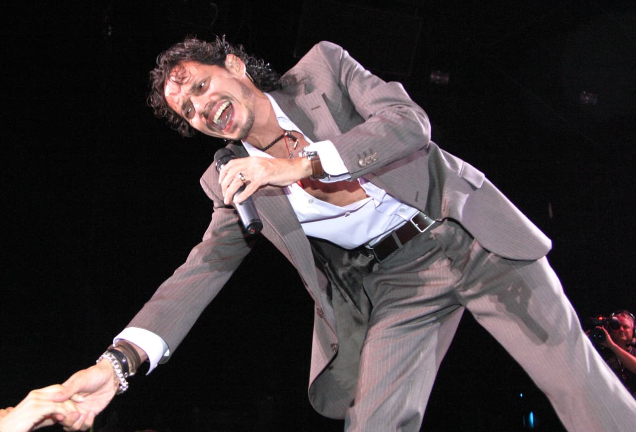 En el 2011 el famoso salsero, Marc Anthony, lanzó su línea de ropa homónima. El puertorriqueño la describió como "clásica, elegante y cómoda". Sólo se comercializa en Estados Unidos.