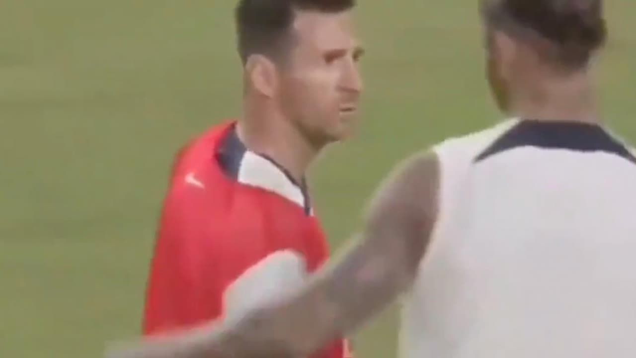 Sergio Ramos y Messi discuten en entrenamiento del PSG