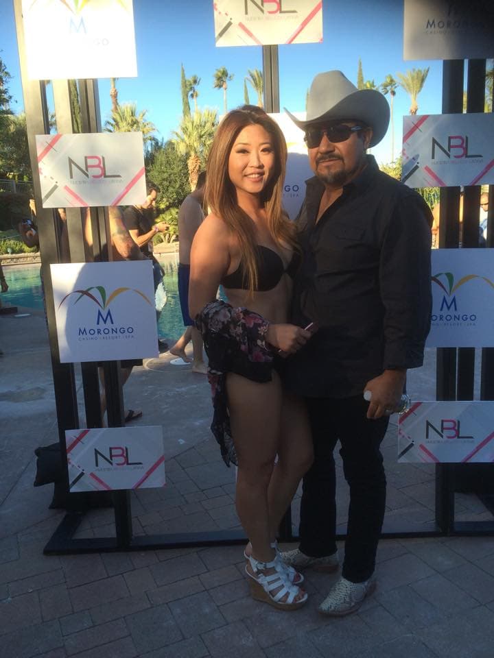 No importa nacionalidad, todas quieren estar al lado de El Feo