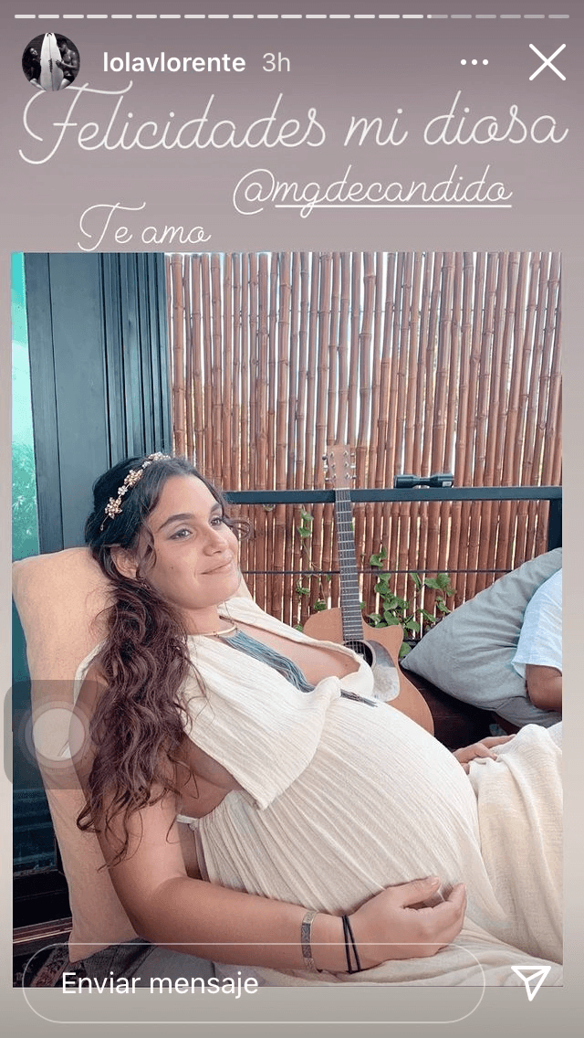 Fue en mayo del 2020 cuando el actor de 'María Isabel' 
<b><a href="https://www.univision.com/famosos/fernando-carrillo-se-casa-el-actor-se-comprometio-con-su-novia-30-anos-menor-que-el-fotos" target="_blank">anunció su compromiso </a></b>con María Gabriela Rodríguez y se dio en medio del anuncio de retiro de la actuación que hizo a finales de abril pasado.
<br>