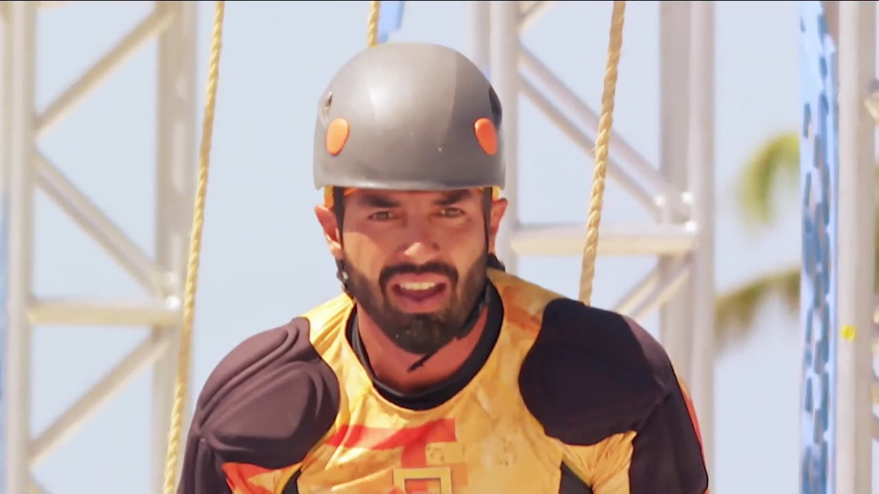 En 2018 fue uno de los contendientes de Reto 4 Elementos, en el que tuvo que enfrentarse no solo a los demás concursantes, también a todos los desfíos de la naturaleza en la Riviera Maya.