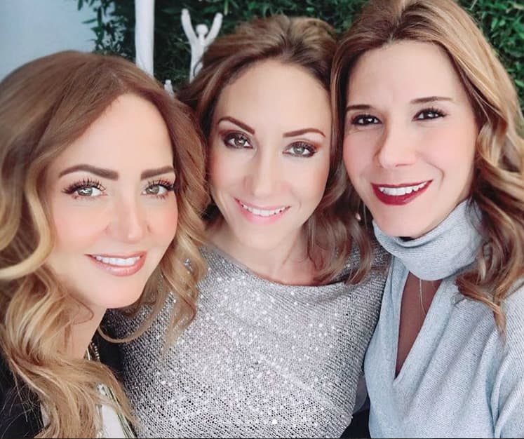 Las guapas mujeres de la familia de Andrea Legarreta.