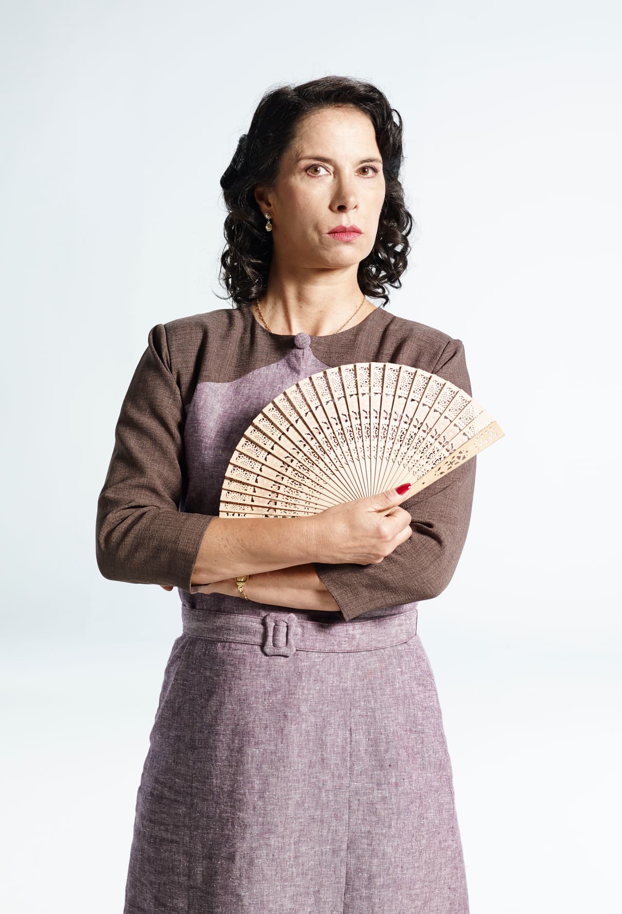 Se siente dueña de las buenas costumbres y la moral, con derecho a juzgar a todo aquel que no esté "a su altura".