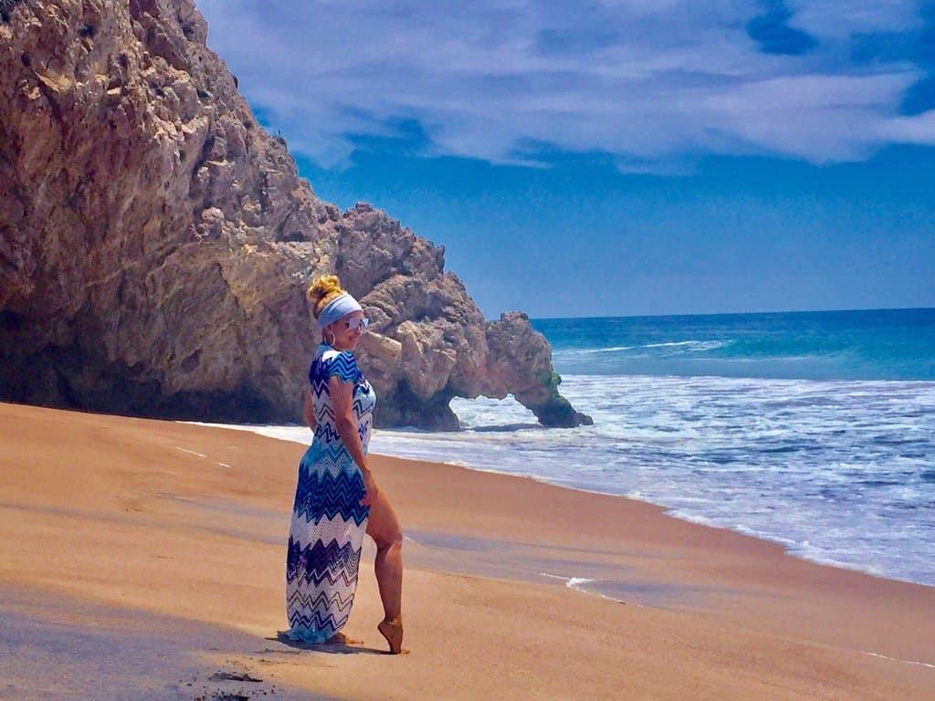 Dicha melodía le sirvió a "El Buki" para celebrar sus 19 años de casados, aunque el tema vería la luz hasta 2013.