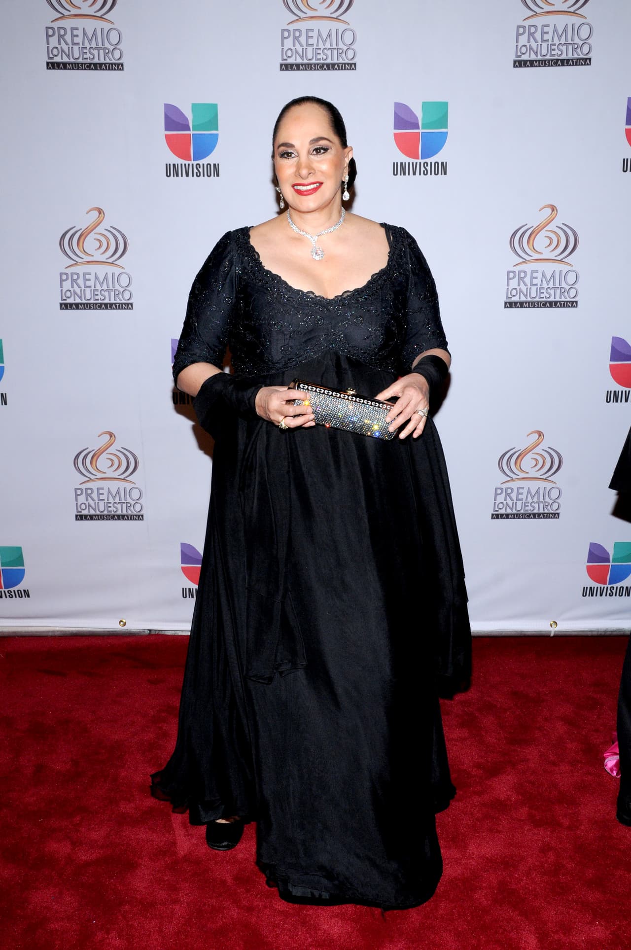 En 2012 su nieto Andrea Nicolás le trajo suerte ya que regresó a la pantalla chica con una telenovela de Univision titulada "Corazón apasionado".