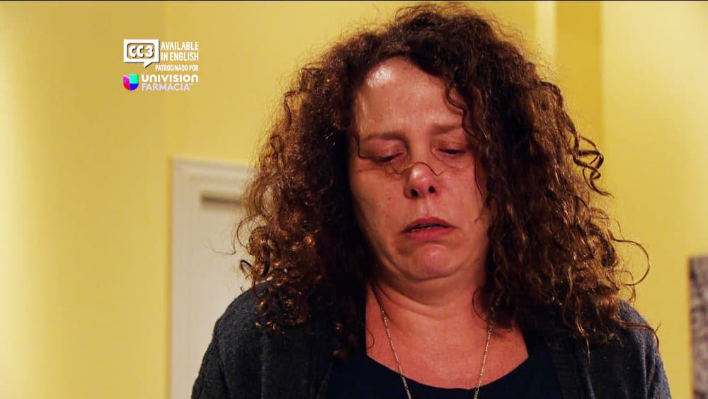 El vicio nunca se queda atrás y ella lo sabe muy bien. "Un ponche sin piquete es como un nacimiento sin niño Dios. ".