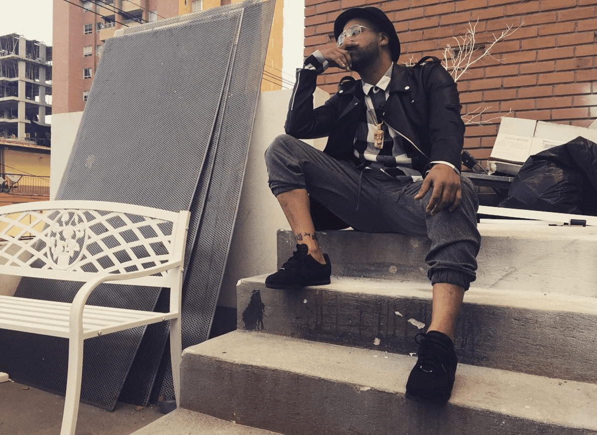 Randy Ortiz enfrenta una crisis con la madre de sus tres hijos.